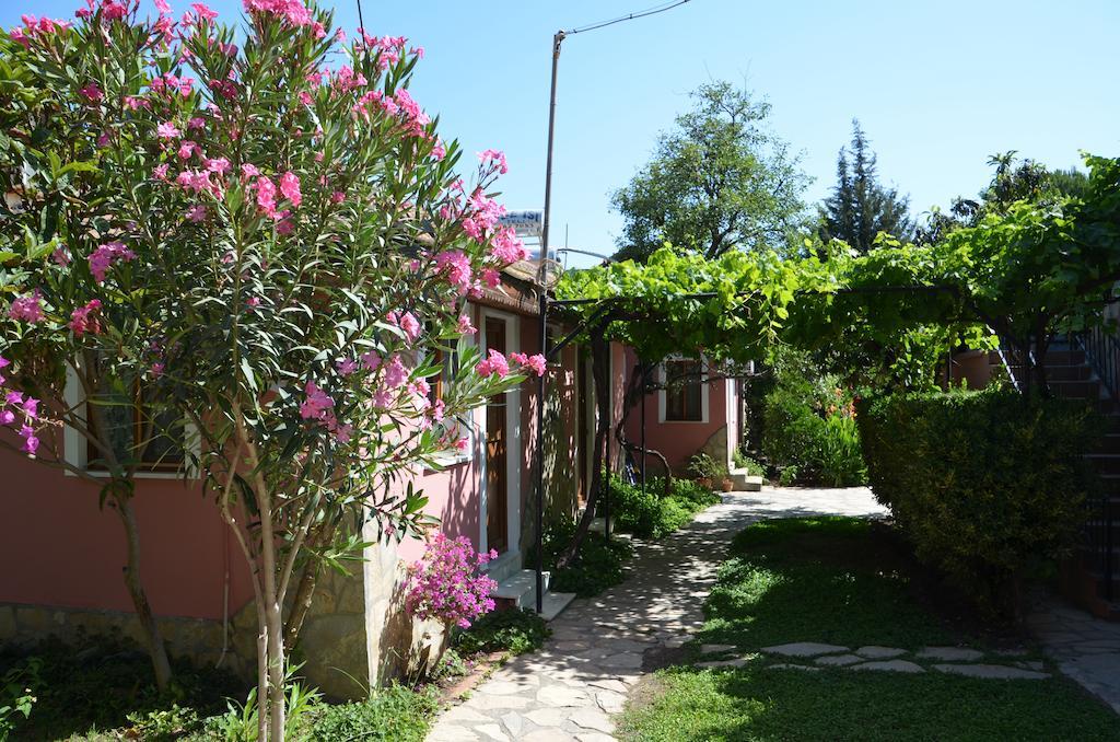 Lindos Pension Dalyan Exteriör bild